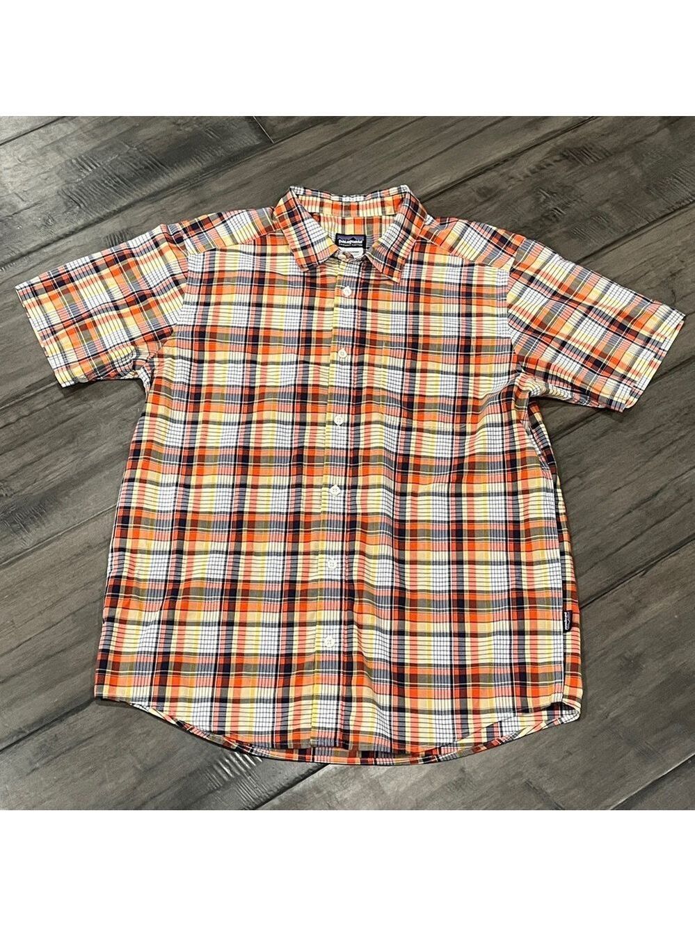 Patagonia Go To Short Sleeve Plaid Button Down Shirt - Size Medium